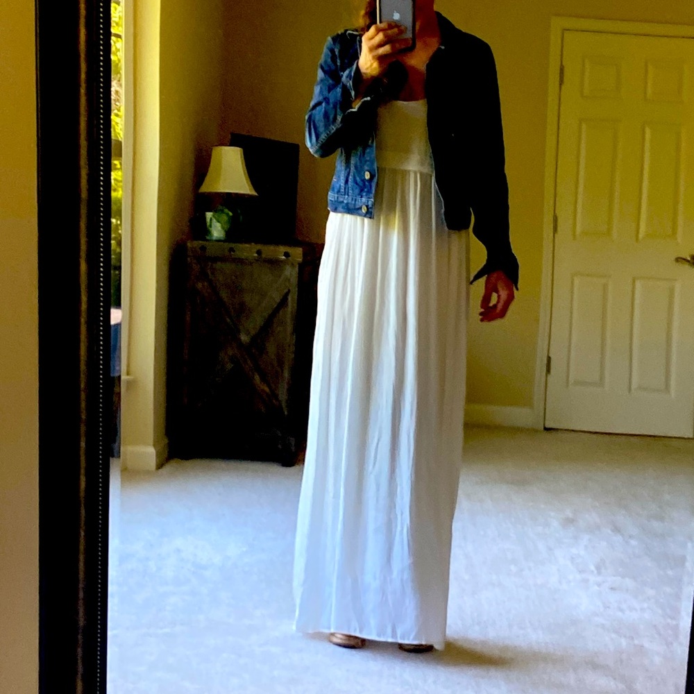 Zara sleeveless white/cream maxi dress. Fully lined.